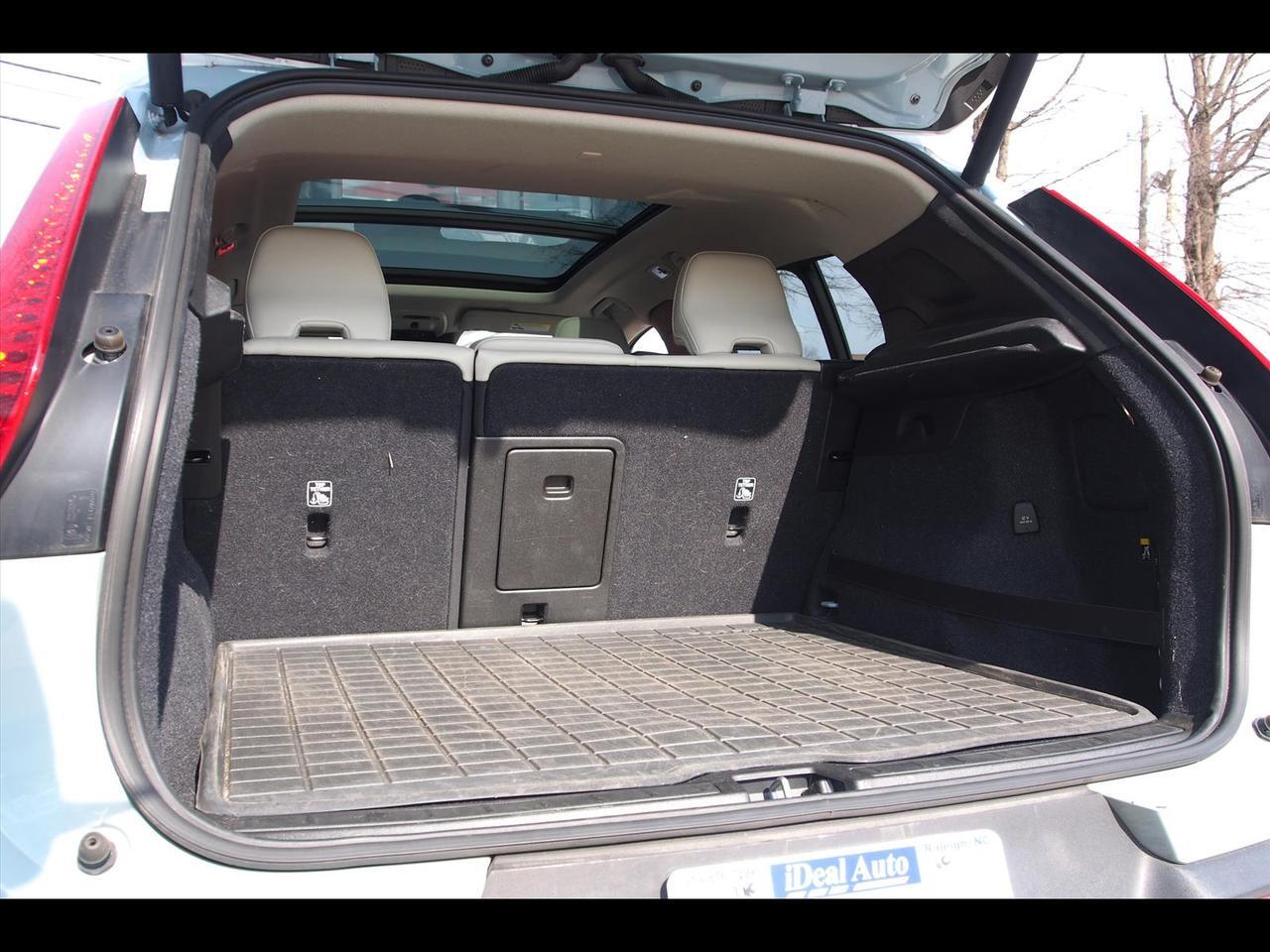 2019 Volvo XC40 T5 Momentum Raleigh NC