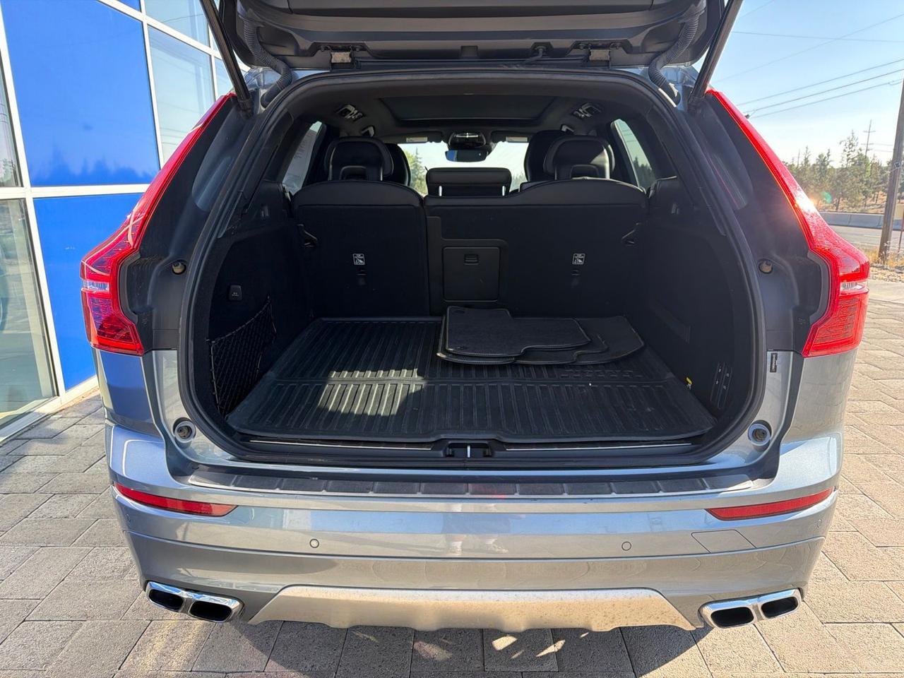 2019 Volvo XC60 Hybrid T8 R-Design Bend OR