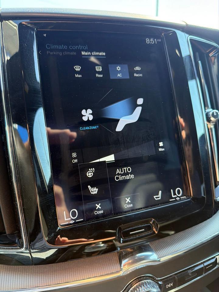 2019 Volvo XC60 Hybrid T8 R-Design Bend OR
