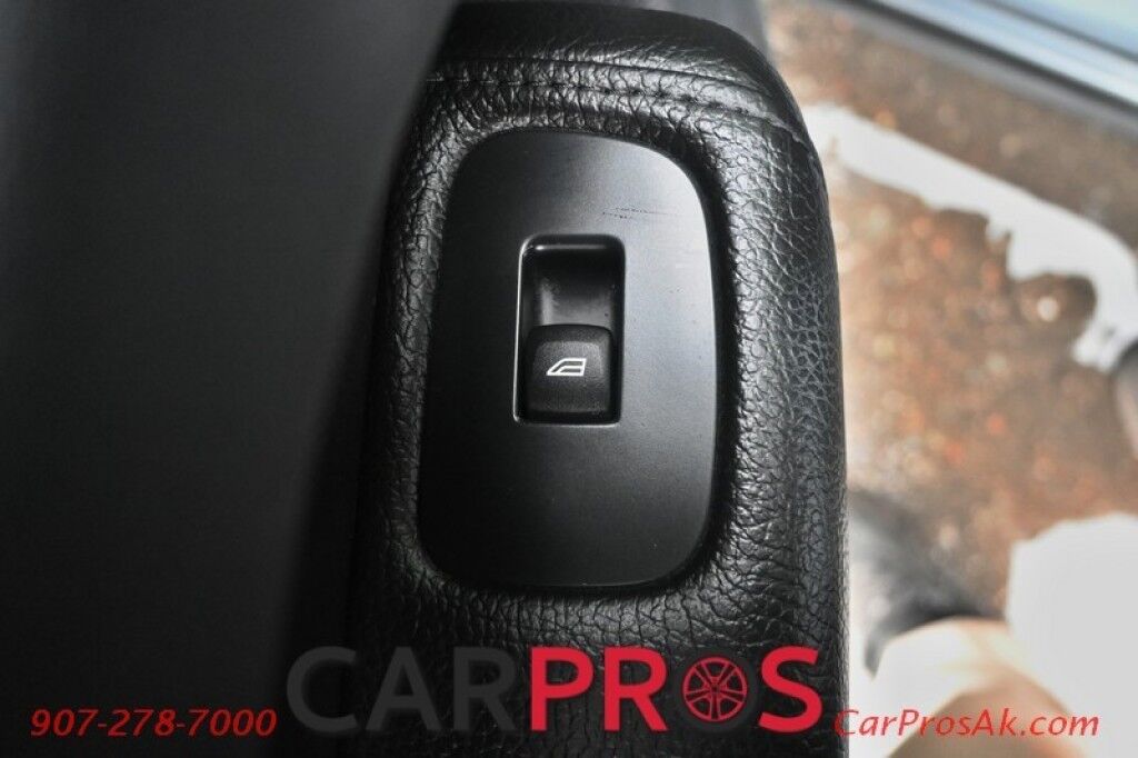 2019 Volvo XC60 Inscription T6 - AWD - Front & Rear Heated Leather Seats - Heated Steering Wheel - Panoramic Sunroof - Harmon Kardon Speakers - Blind Spot Alert - Front & Rear Park Assist - Apple CarPlay & Android Auto - Back up Camera - Keyless Entry & Start Anchorage AK