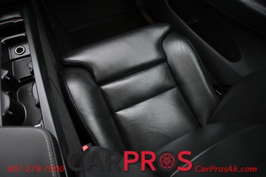 2019 Volvo XC60 Inscription T6 - AWD - Front & Rear Heated Leather Seats - Heated Steering Wheel - Panoramic Sunroof - Harmon Kardon Speakers - Blind Spot Alert - Front & Rear Park Assist - Apple CarPlay & Android Auto - Back up Camera - Keyless Entry & Start Anchorage AK