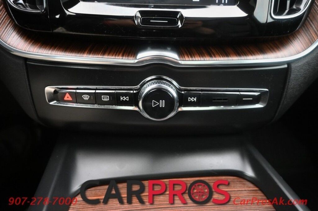 2019 Volvo XC60 Inscription T6 - AWD - Front & Rear Heated Leather Seats - Heated Steering Wheel - Panoramic Sunroof - Harmon Kardon Speakers - Blind Spot Alert - Front & Rear Park Assist - Apple CarPlay & Android Auto - Back up Camera - Keyless Entry & Start Anchorage AK