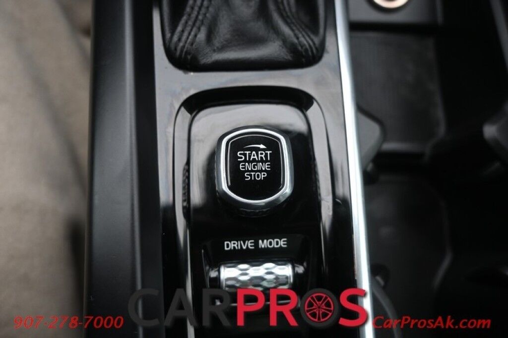 2019 Volvo XC60 Inscription T6 - AWD - Front & Rear Heated Leather Seats - Heated Steering Wheel - Panoramic Sunroof - Harmon Kardon Speakers - Blind Spot Alert - Front & Rear Park Assist - Apple CarPlay & Android Auto - Back up Camera - Keyless Entry & Start Anchorage AK