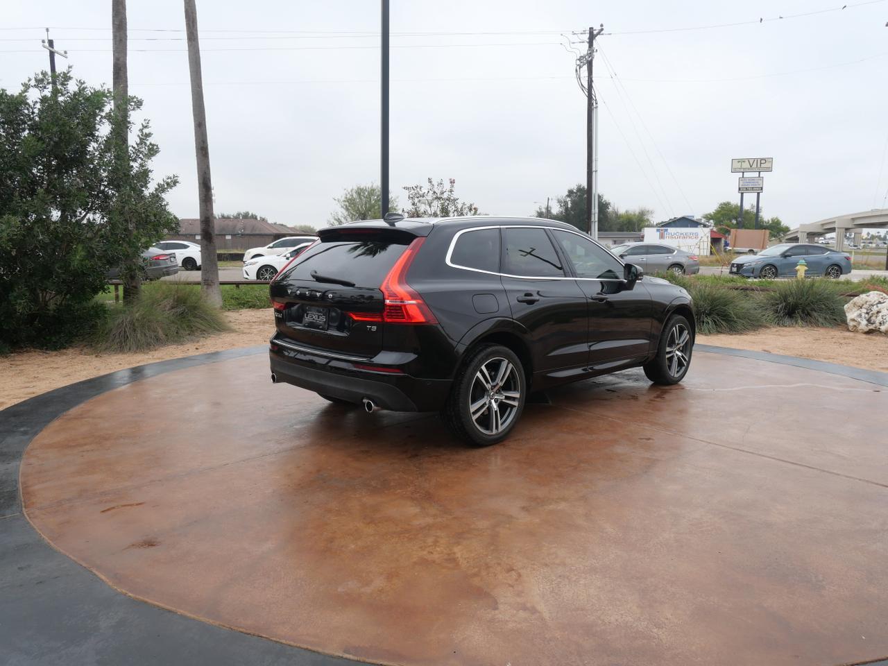2019 Volvo XC60 Momentum