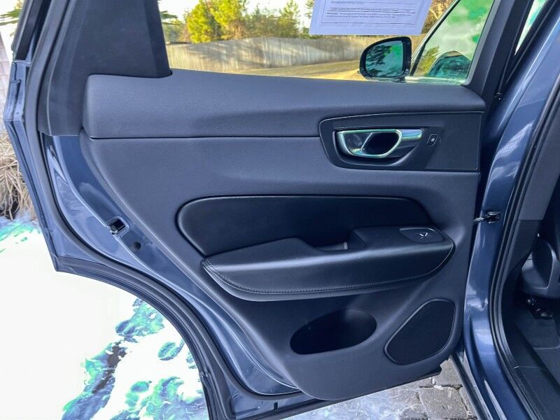 2019 Volvo XC60 Momentum Wilmington NC