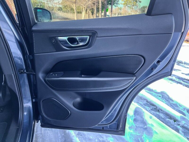 2019 Volvo XC60 Momentum Wilmington NC