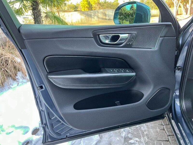 2019 Volvo XC60 Momentum Wilmington NC