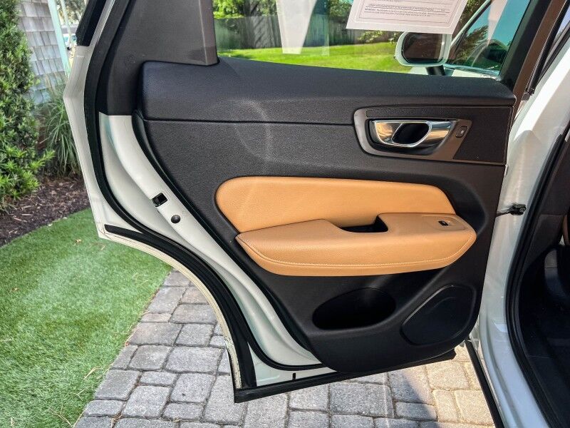 2019 Volvo XC60 Momentum Wilmington NC