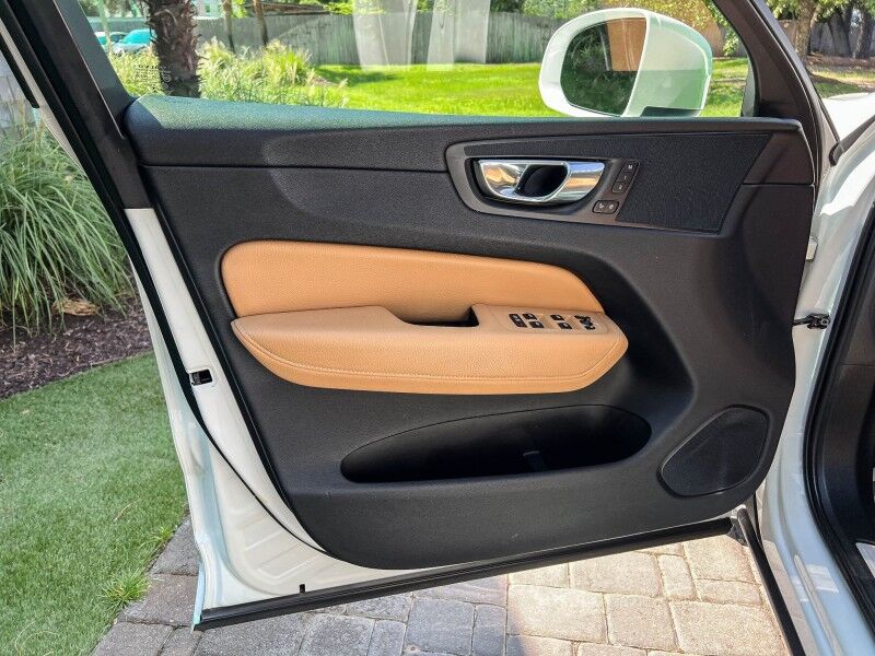 2019 Volvo XC60 Momentum Wilmington NC