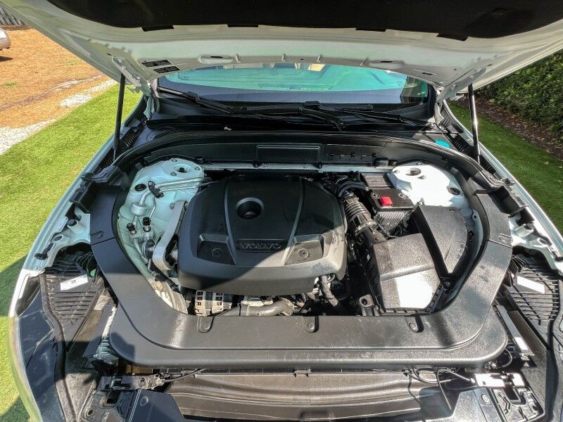 2019 Volvo XC60 Momentum Wilmington NC