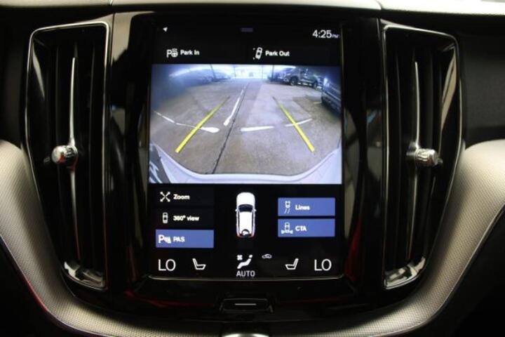 2019 Volvo XC60 R-Design Plano TX 2019 Volvo XC60 R-Design Plano TX