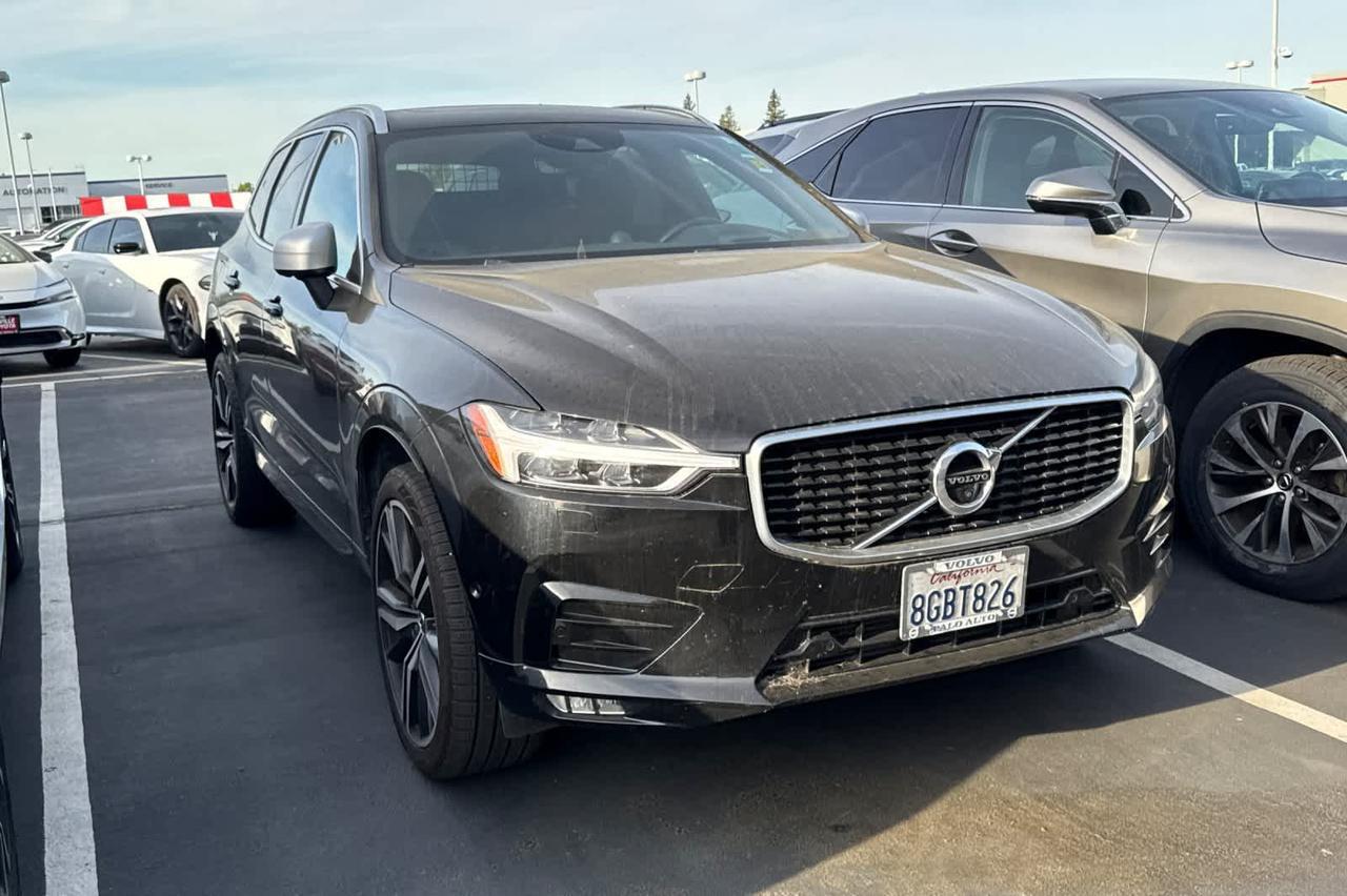 2019 Volvo XC60 R-Design