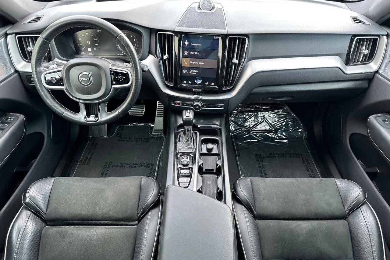 2019 Volvo XC60 R-Design