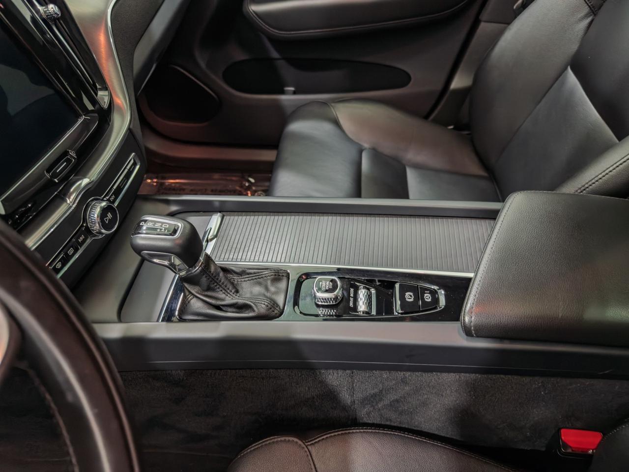 2019 Volvo XC60 T5 AWD Momentum Tallmadge OH