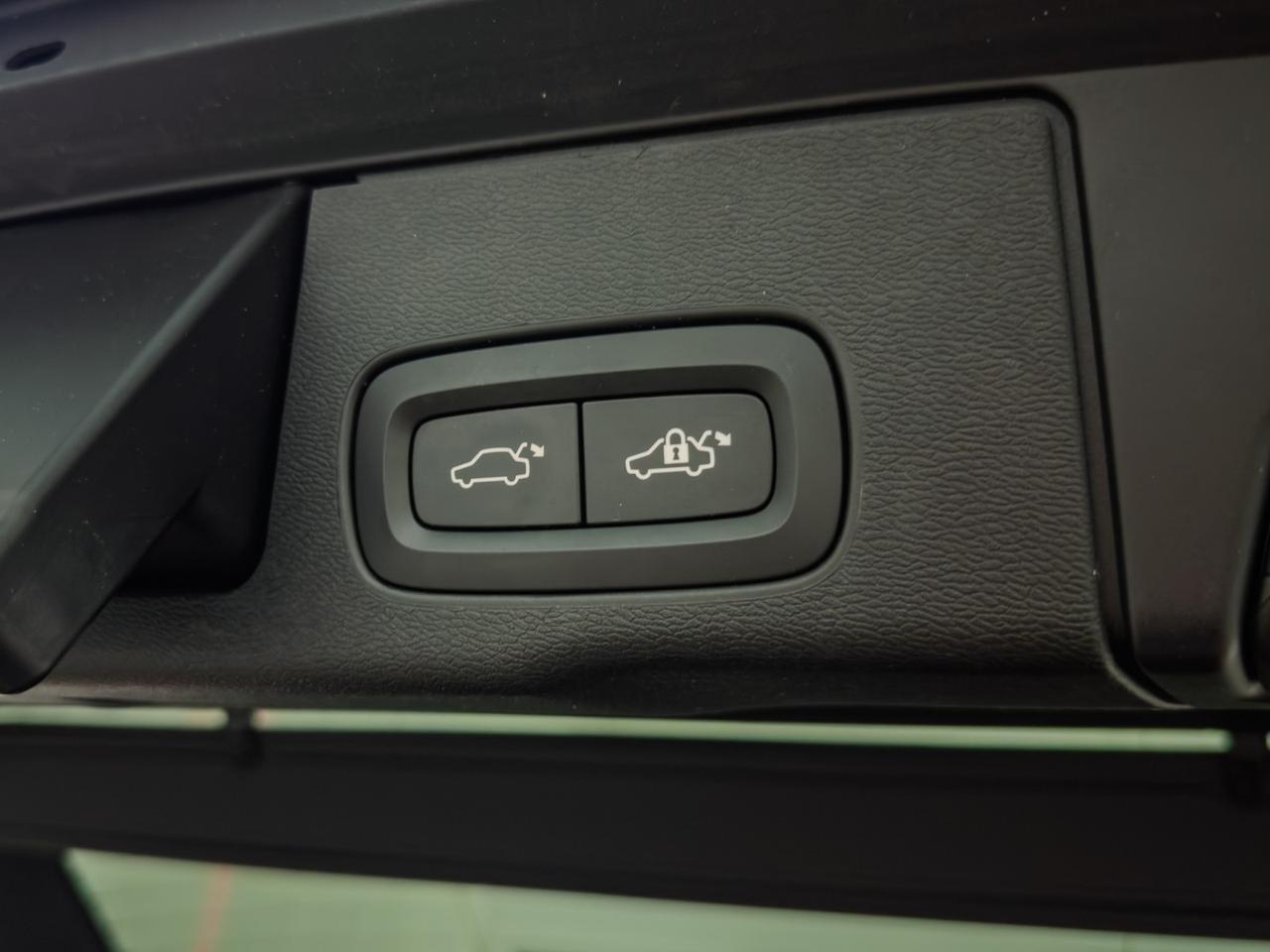 2019 Volvo XC60 T5 AWD Momentum Tallmadge OH