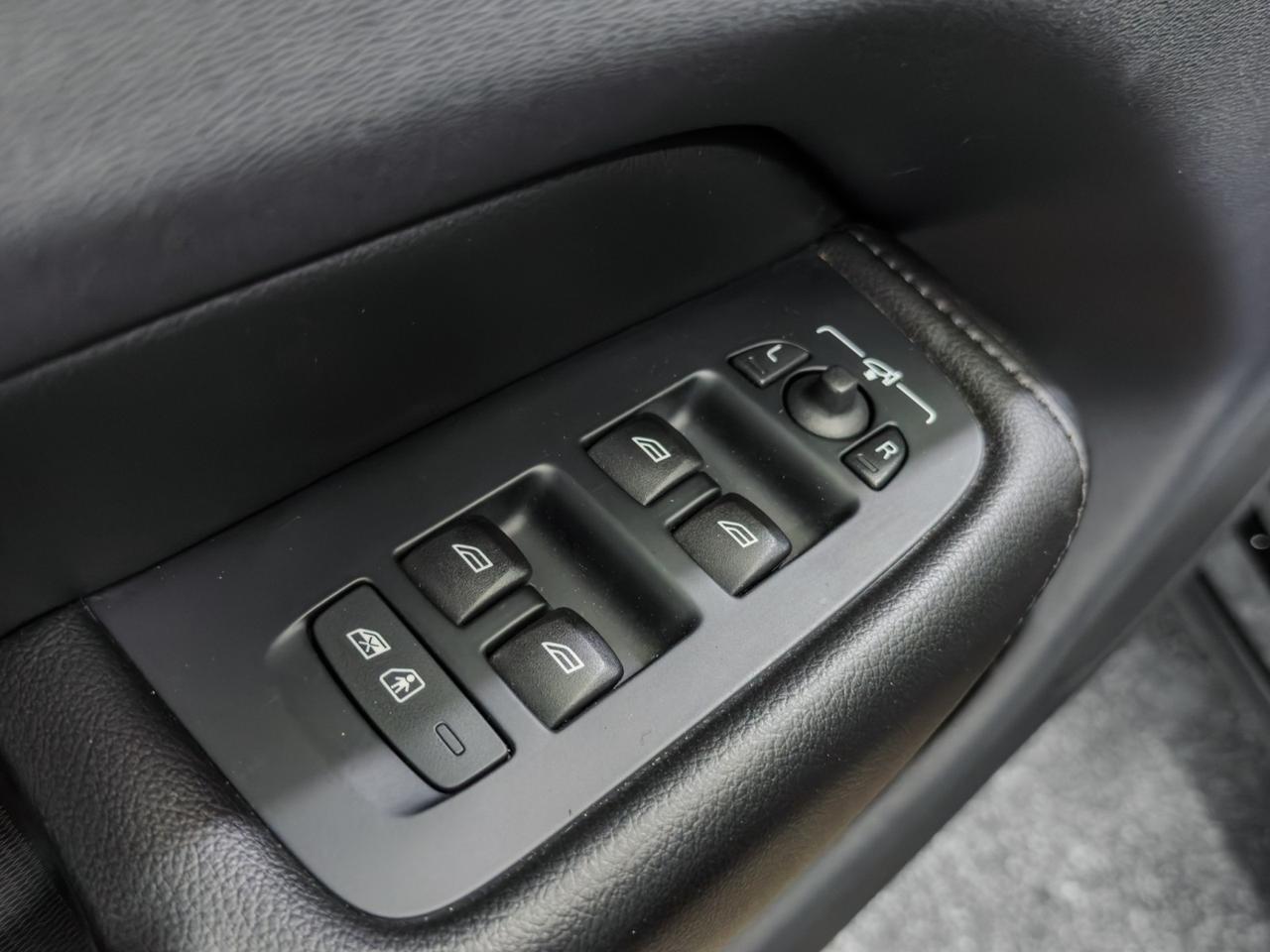 2019 Volvo XC60 T5 AWD Momentum Tallmadge OH
