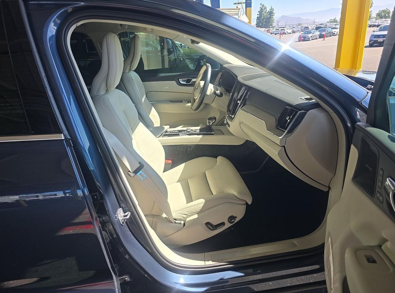 2019 Volvo XC60 T5 Inscription Gladstone OR