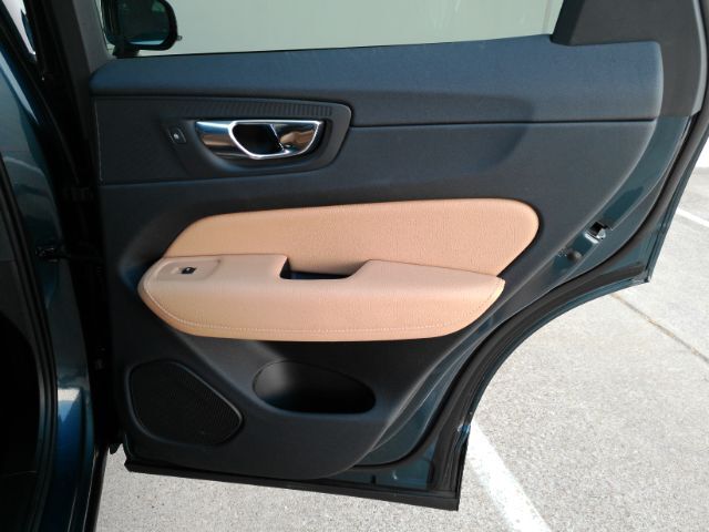 2019 Volvo XC60 T5 Momentum Plano TX