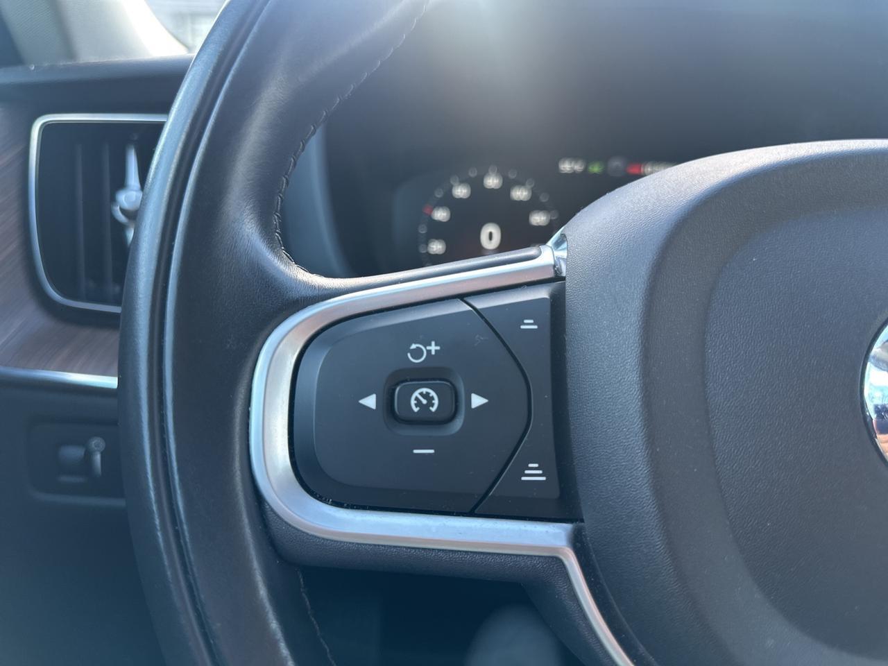 2019 Volvo XC60 T5 Momentum Gaithersburg MD