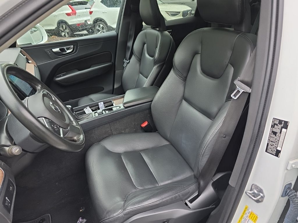 2019 Volvo XC60 T5 Momentum Hunt Valley MD
