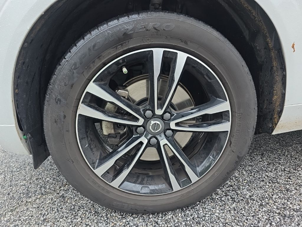 2019 Volvo XC60 T5 Momentum Hunt Valley MD