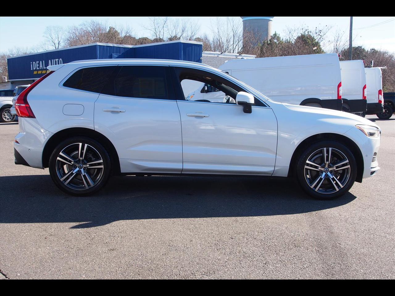 2019 Volvo XC60 T6 Momentum