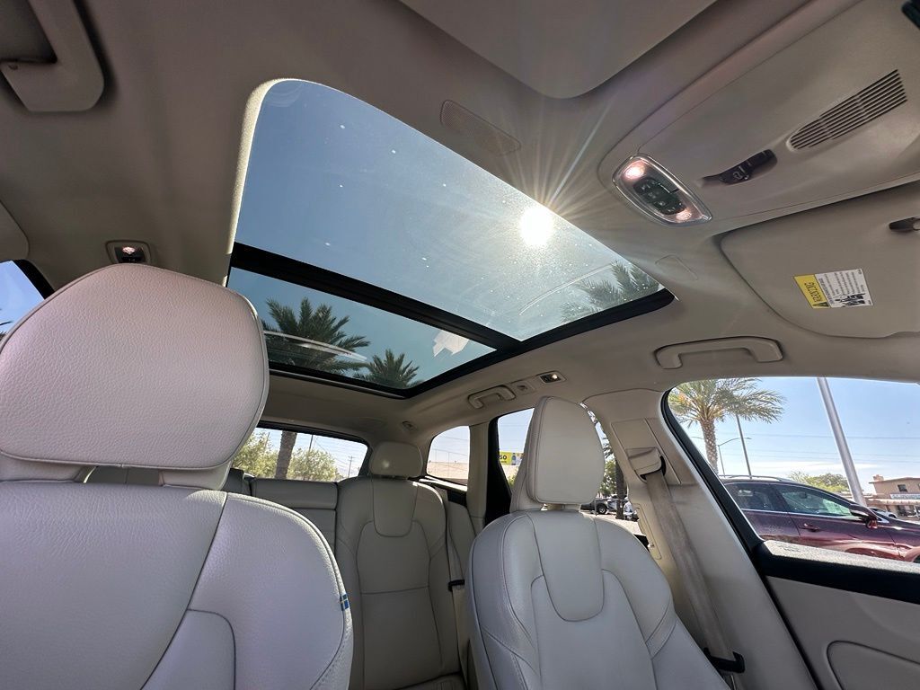 2019 Volvo XC60 T6 Momentum Tucson AZ