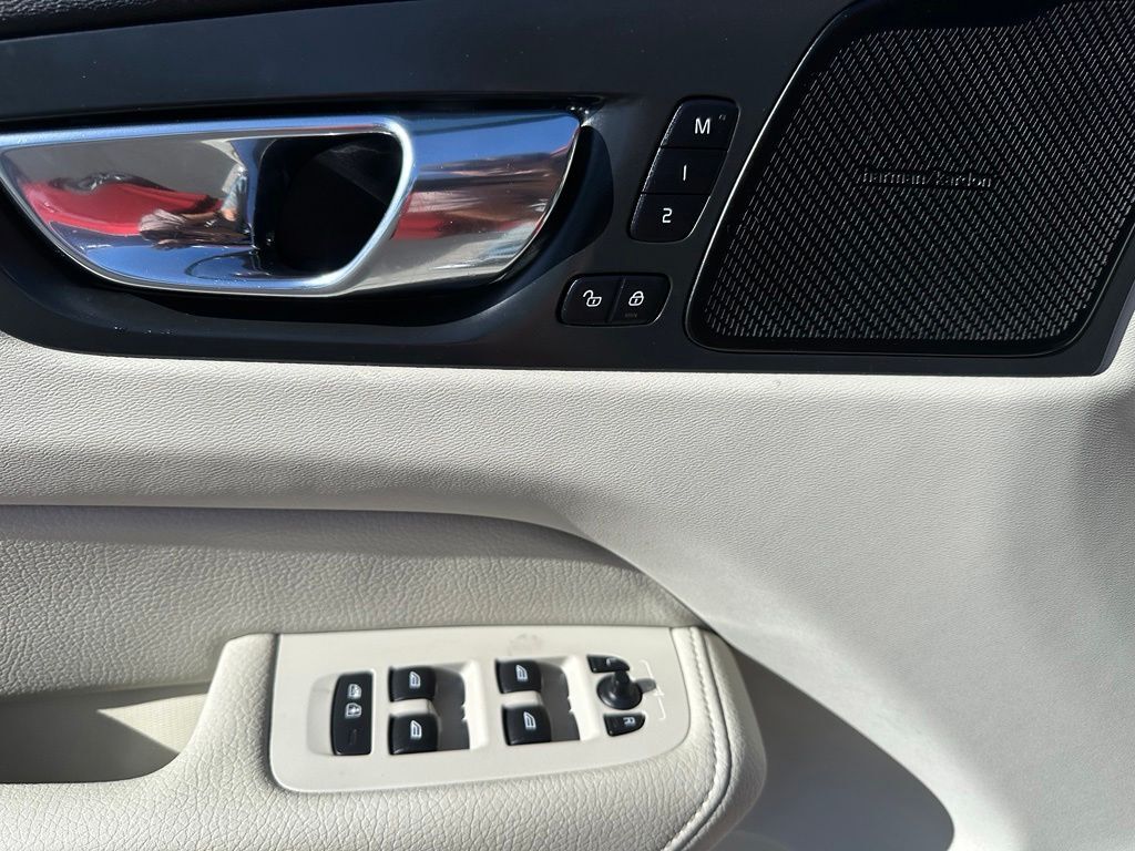 2019 Volvo XC60 T6 Momentum Tucson AZ