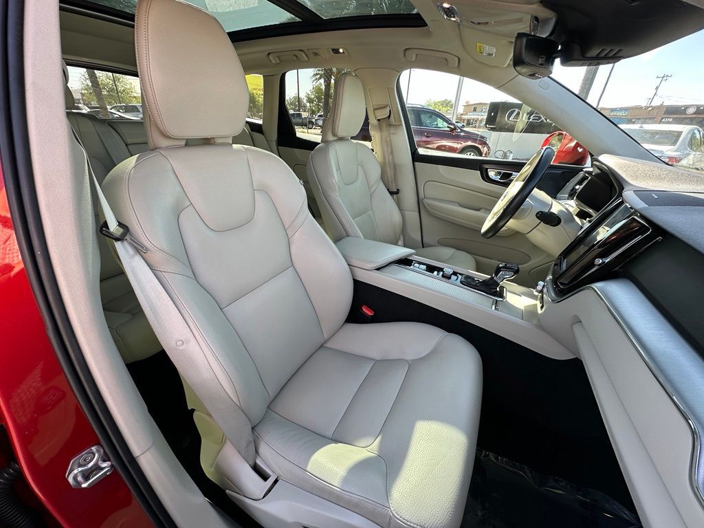 2019 Volvo XC60 T6 Momentum Tucson AZ