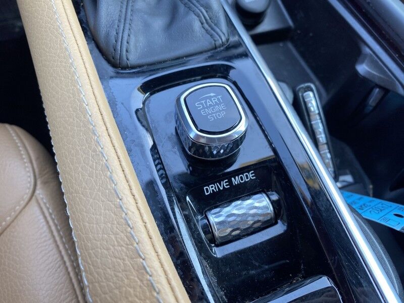 2019 Volvo XC90 Momentum Bristol  PA