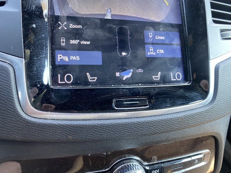2019 Volvo XC90 Momentum Bristol  PA