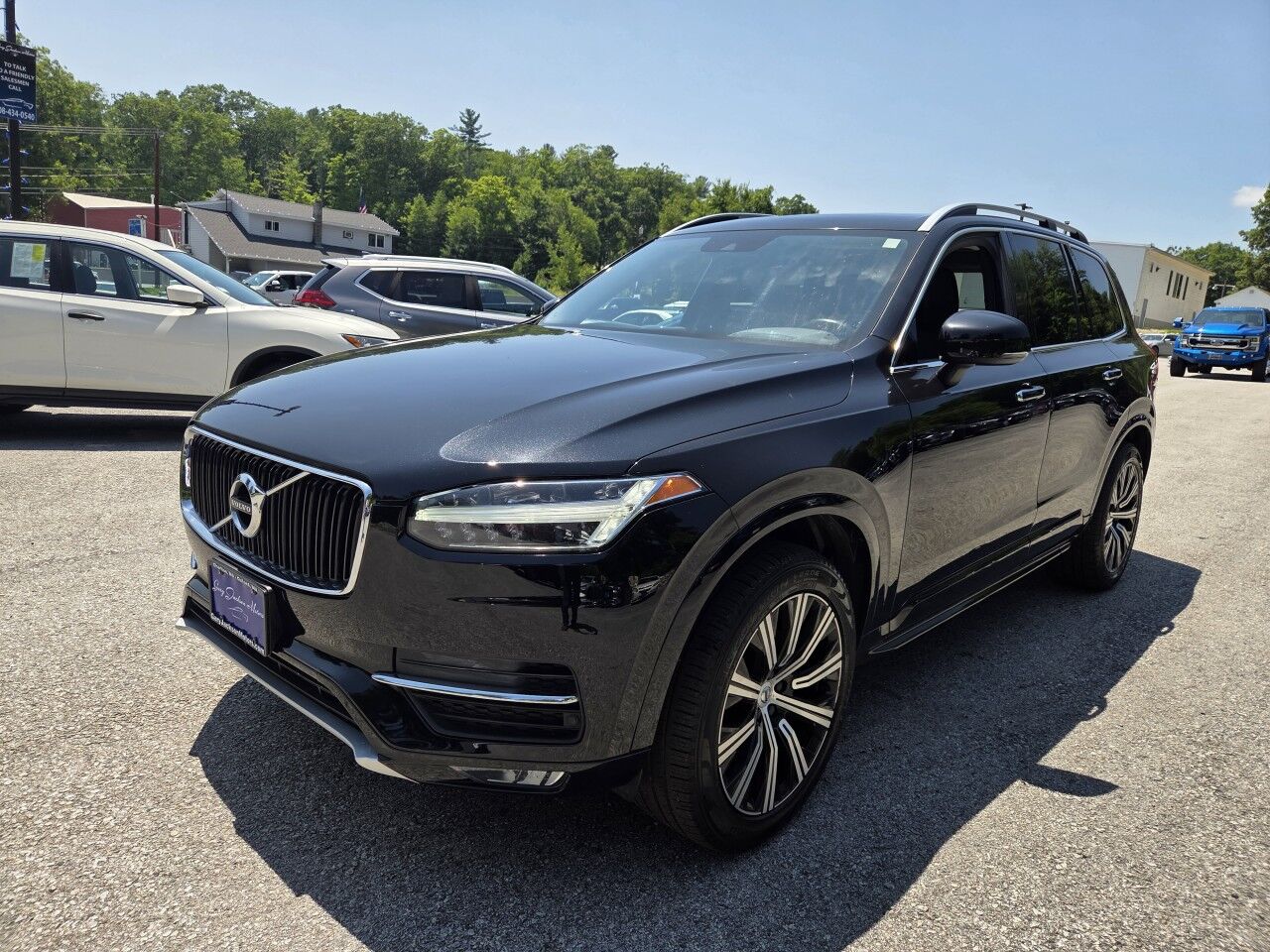 2019 Volvo XC90 Momentum