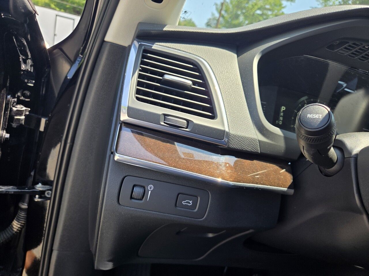 2019 Volvo XC90 Momentum Charlton MA
