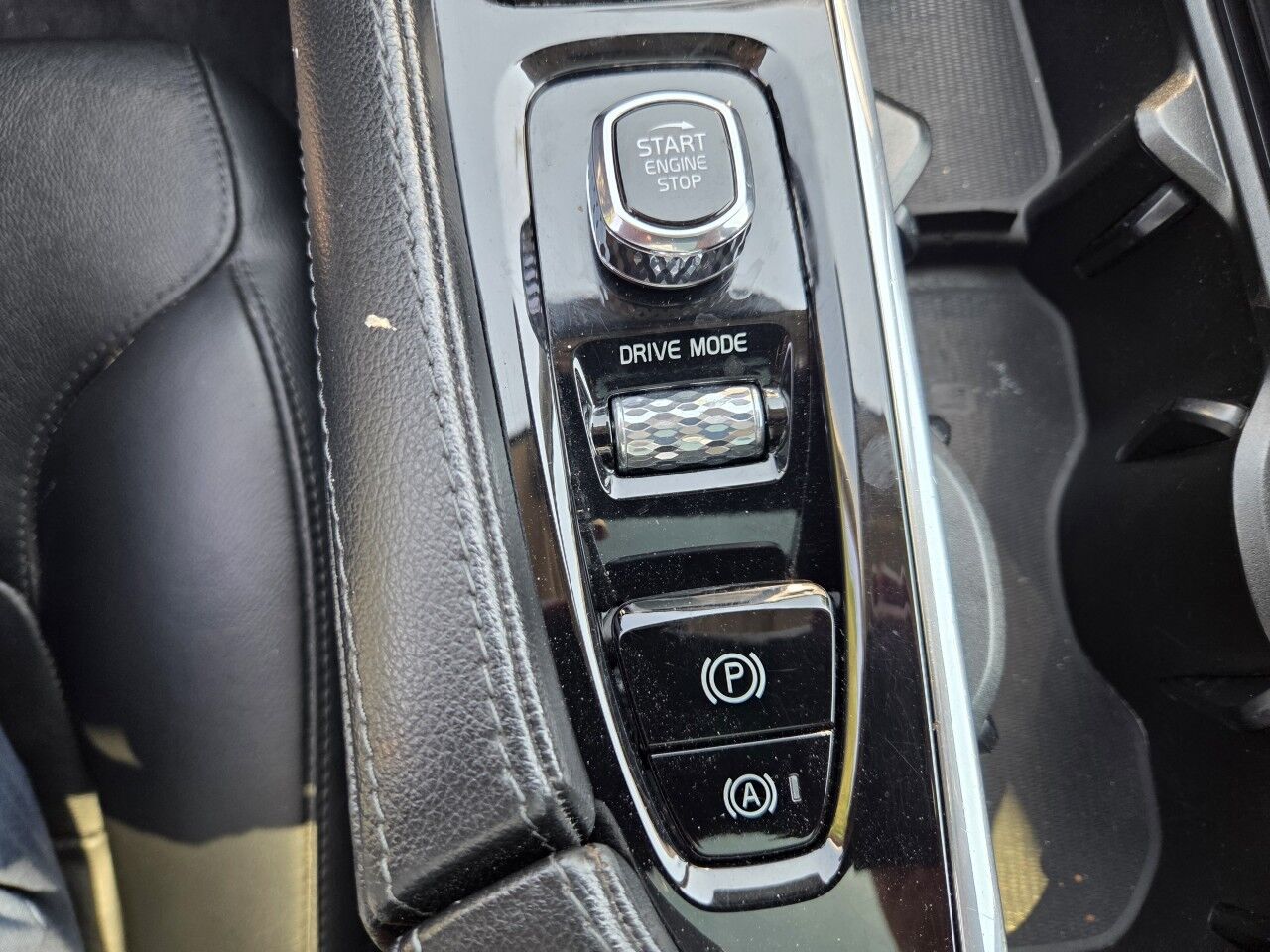 2019 Volvo XC90 Momentum Charlton MA