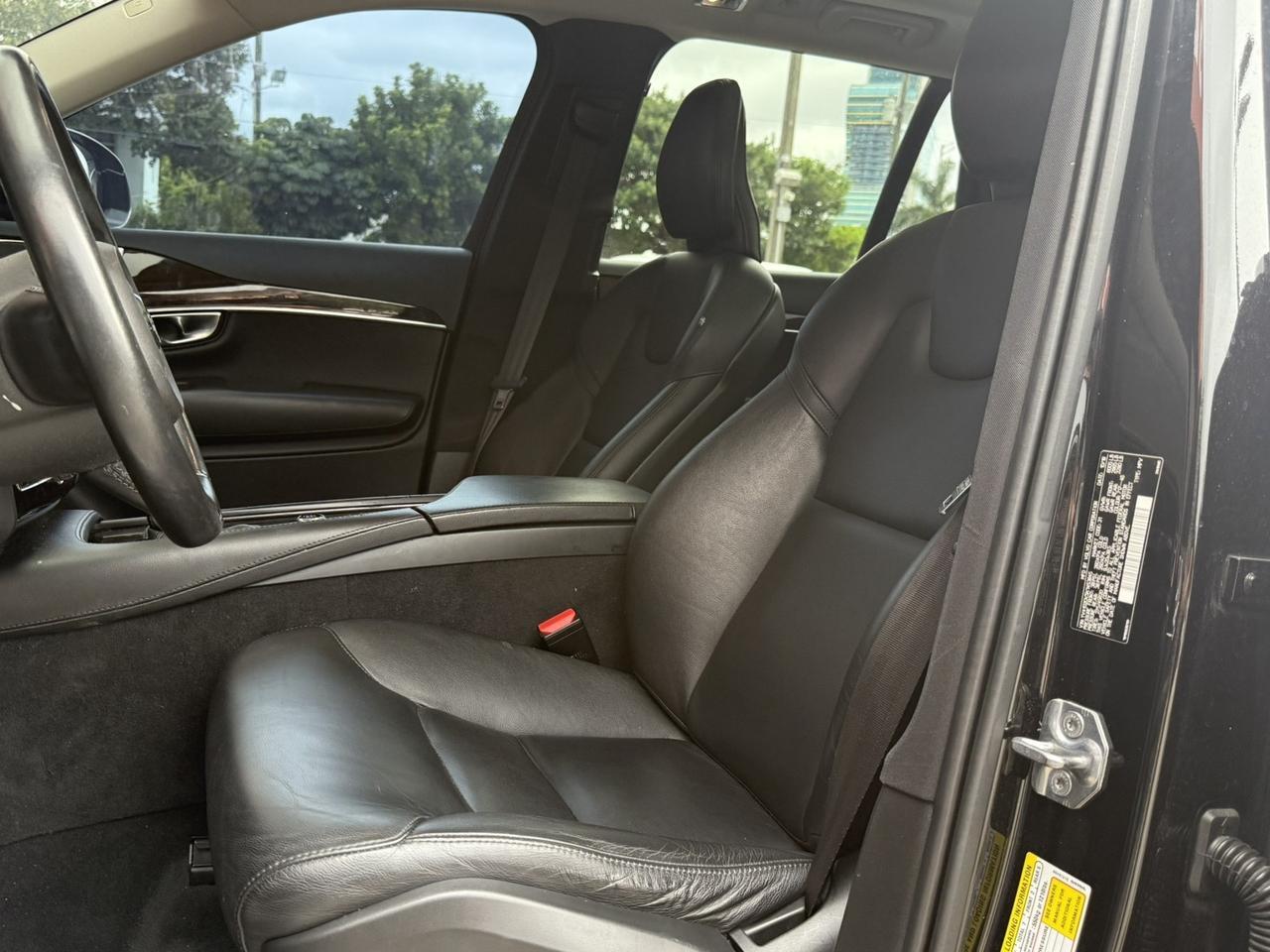 2019 Volvo XC90 Momentum Hollywood FL