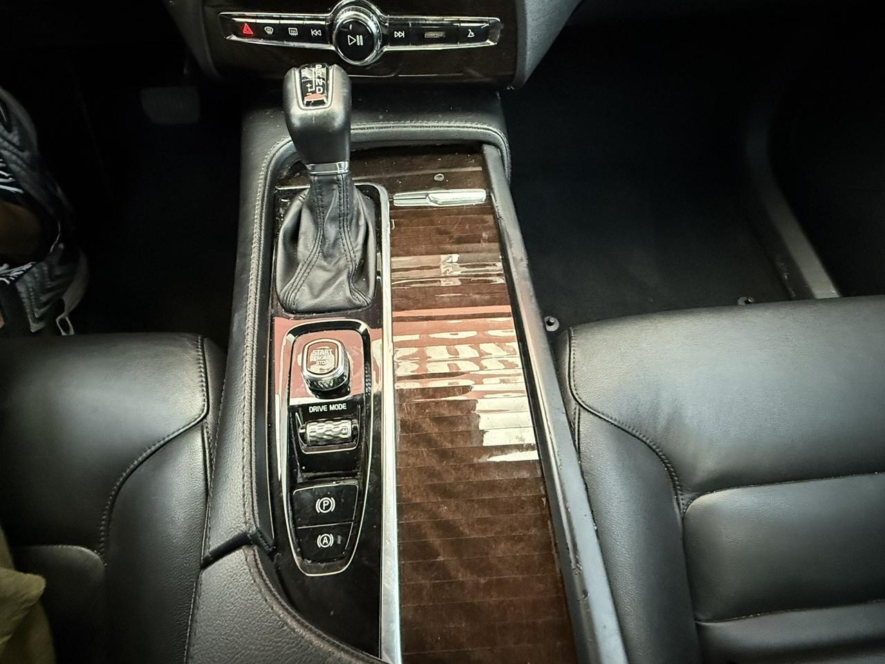 2019 Volvo XC90 Momentum Hollywood FL