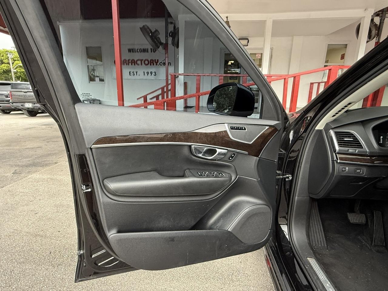 2019 Volvo XC90 Momentum Hollywood FL