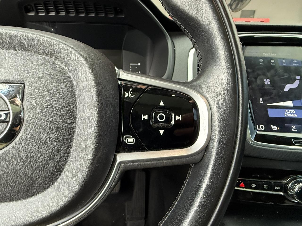 2019 Volvo XC90 Momentum Hollywood FL