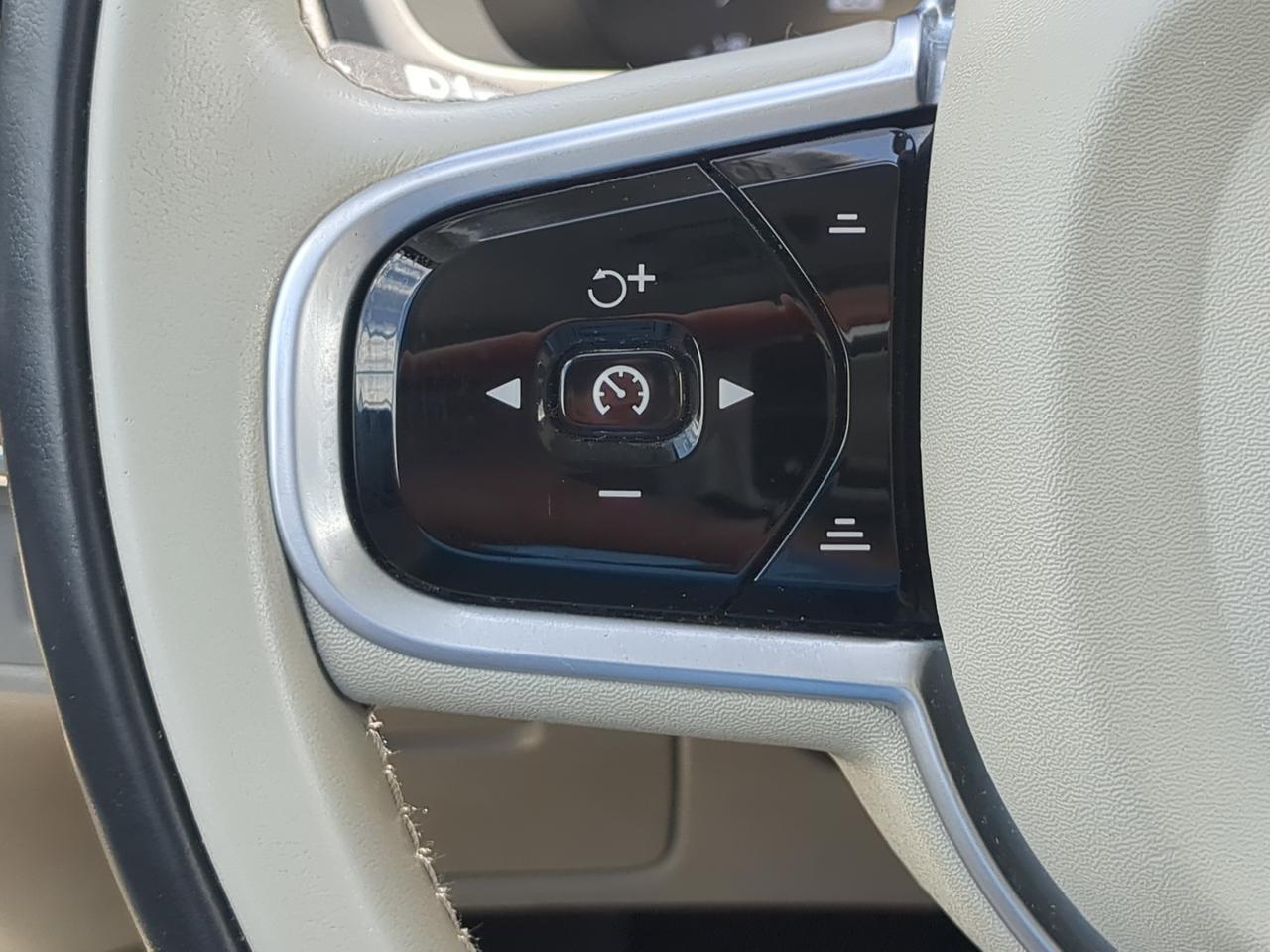 2019 Volvo XC90 Momentum Appleton WI