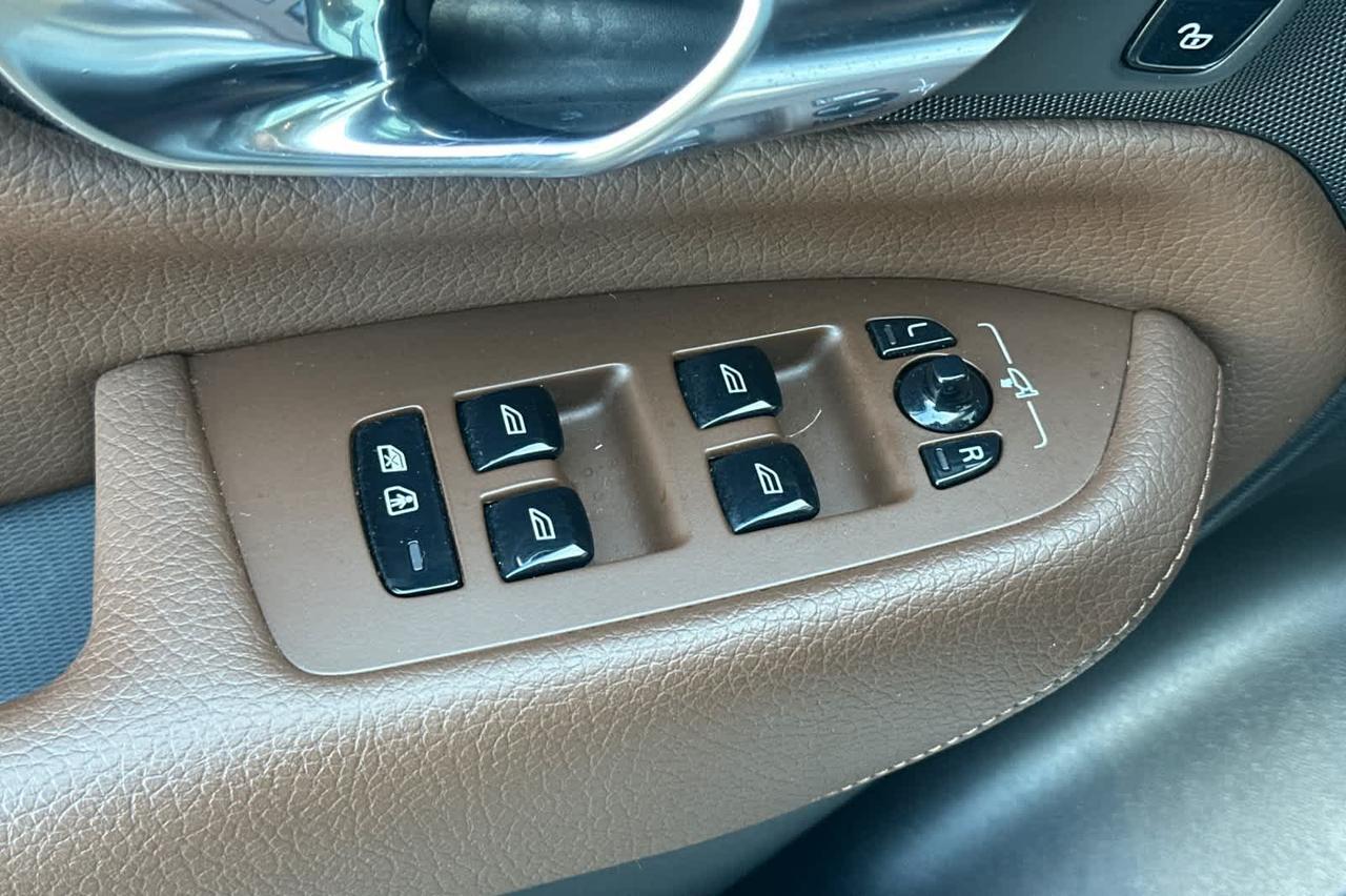 2019 Volvo XC90 Momentum Roseville CA