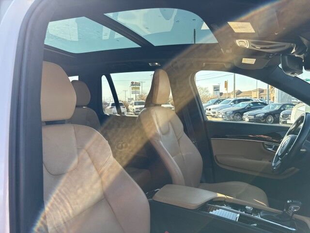 2019 Volvo XC90 Momentum Springfield IL