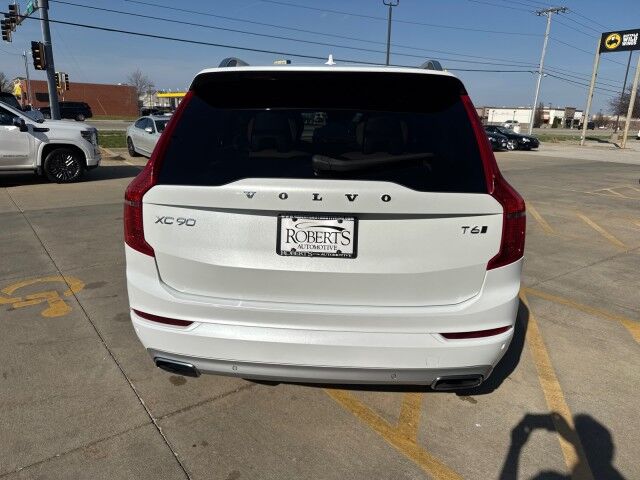 2019 Volvo XC90 Momentum Springfield IL