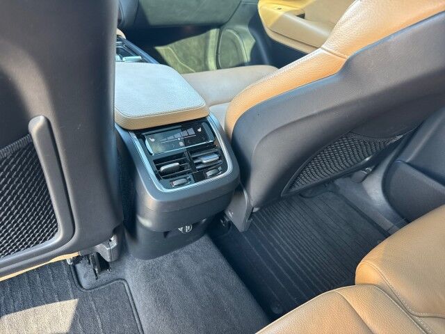 2019 Volvo XC90 Momentum Springfield IL
