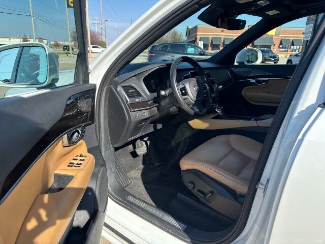 2019 Volvo XC90 Momentum Springfield IL