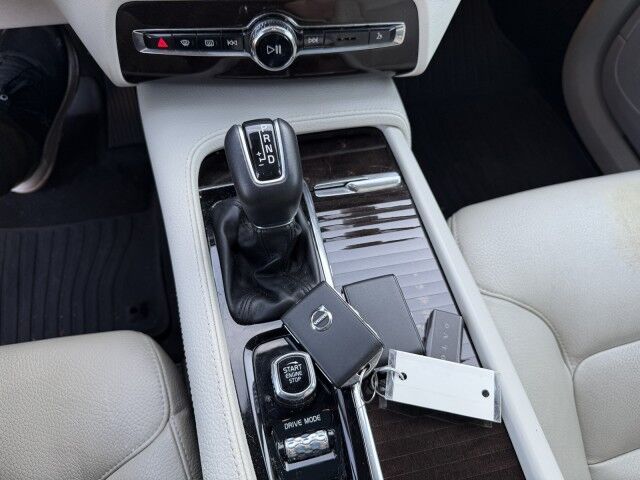 2019 Volvo XC90 Momentum Whitehall PA