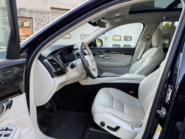 2019 Volvo XC90 Momentum Whitehall PA