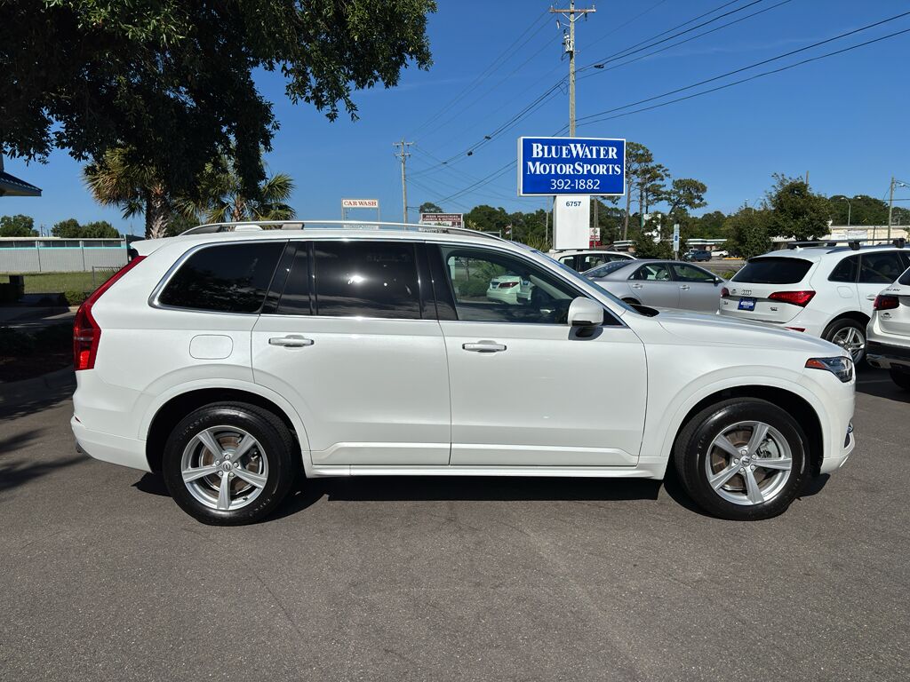 2019 Volvo XC90 Momentum
