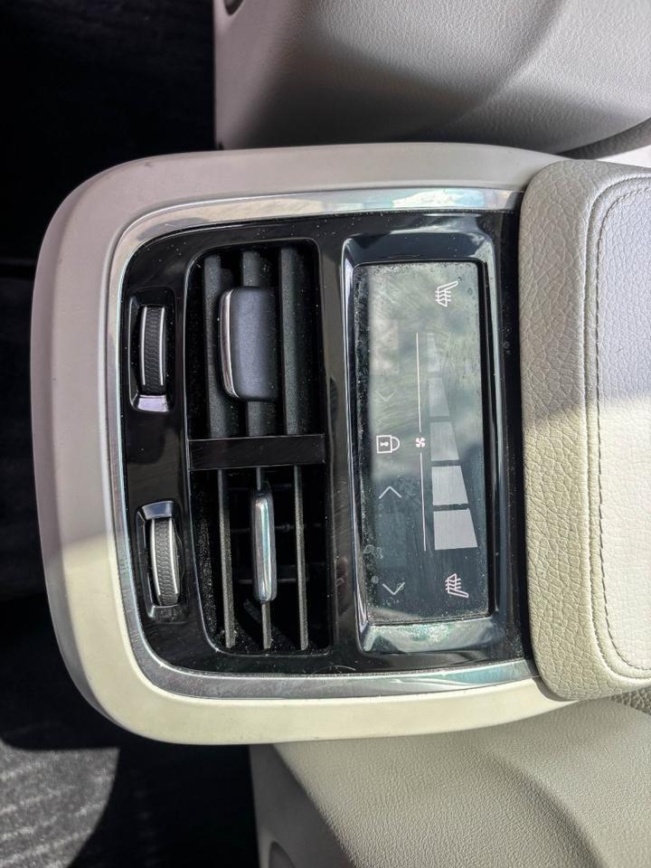 2019 Volvo XC90 Momentum Wilmington NC