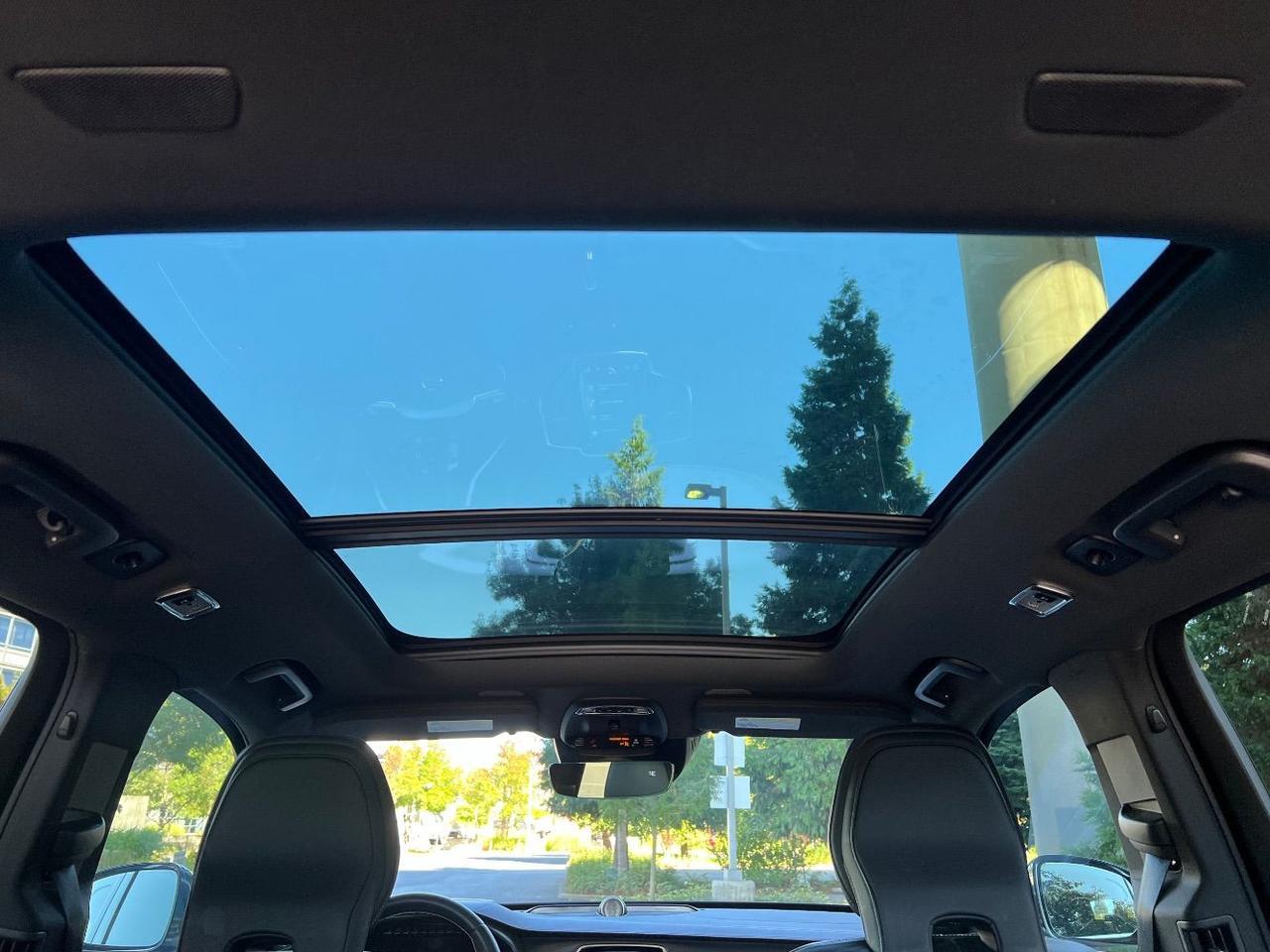 2019 Volvo XC90 Recharge T8 PHEV Hybrid AWD R-Design | Bowers & Wilkins Premium Audio, Pilot Assist, Air Suspension, Head Up Portland OR