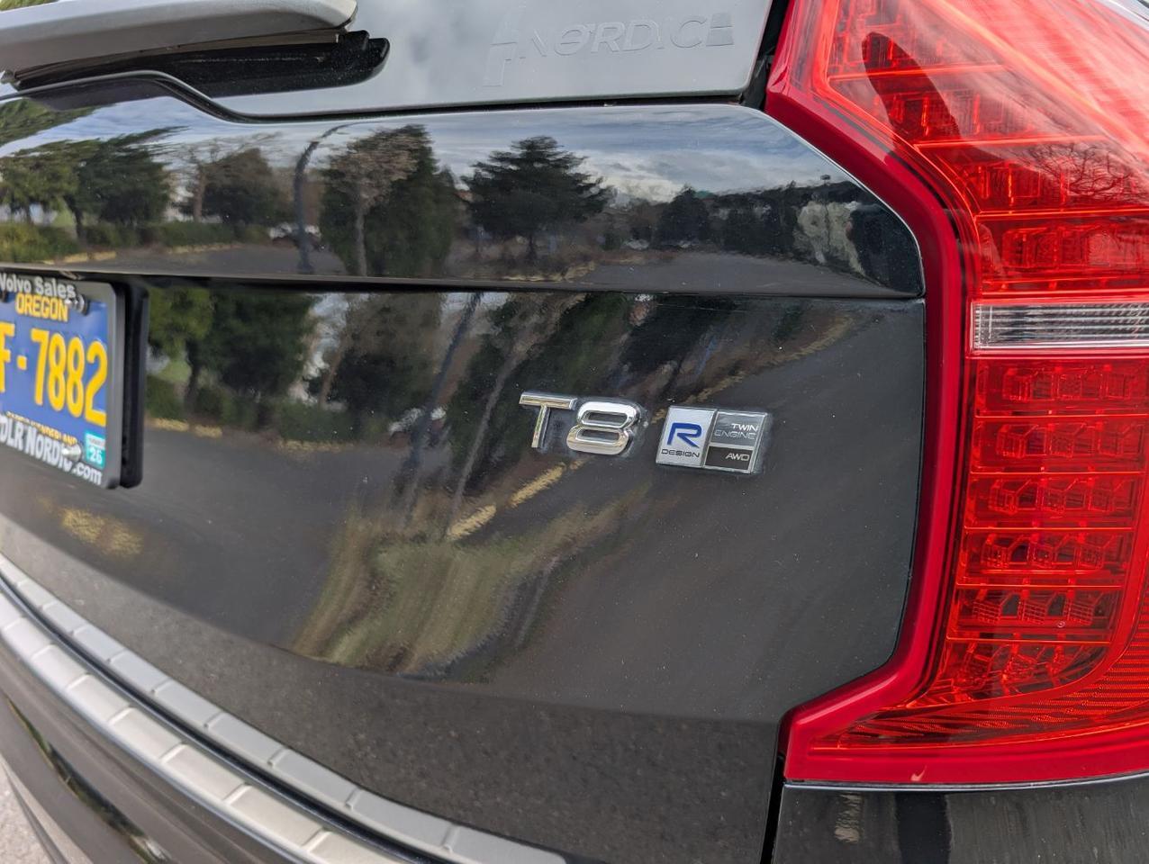 2019 Volvo XC90 Recharge T8 PHEV Hybrid AWD R-Design | Bowers & Wilkins Premium Audio, Pilot Assist, Air Suspension, Head Up Portland OR